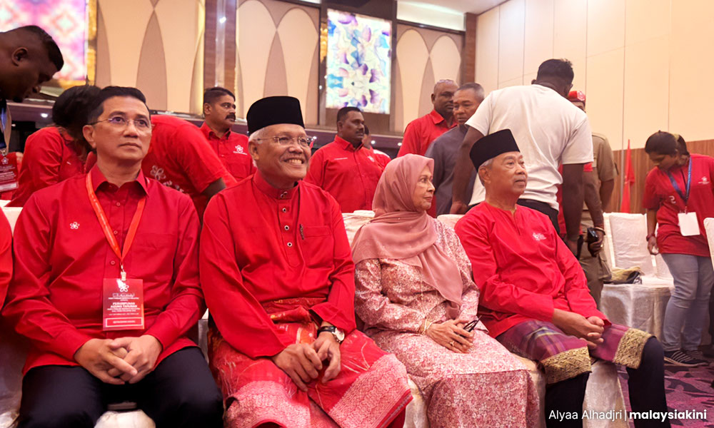 d11251636f7b974bf80bf4f7f935a9ff