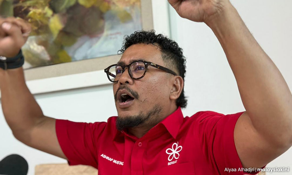 ‘Kita ada adab’ - Pemimpin Bersatu tegur ahli kecoh ketika ucapan Muhyiddin 1 e8c4eb0ee0df7c8a82cb5bab62d83920