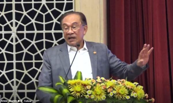 Anwar: Jangan polemik bantuan ikut kaum