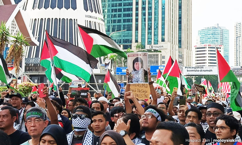 Cops confirm 2 detained over US Embassy protest, one officer injured