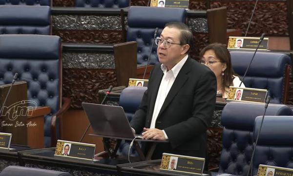 Lim: Kembalikan rotan pelajar, pasang CCTV di sekolah