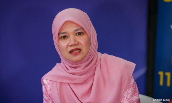 Kedudukan Fadhlina: Ahli akademik berbeza pandangan