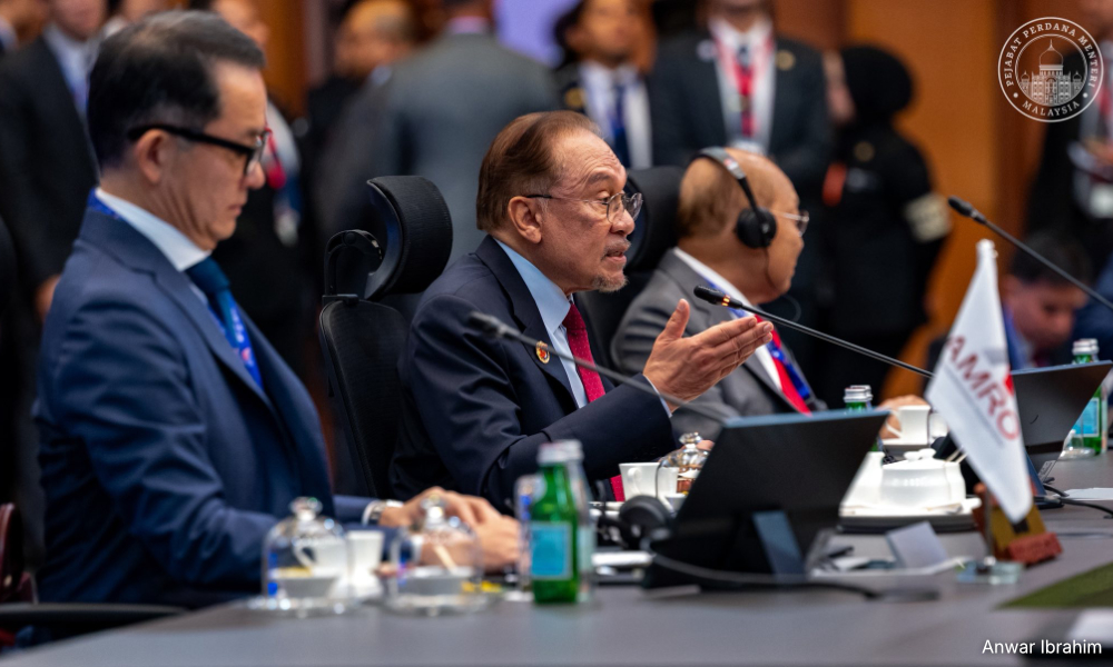 Engagement doesn't mean approval, says PM on South China Sea incident