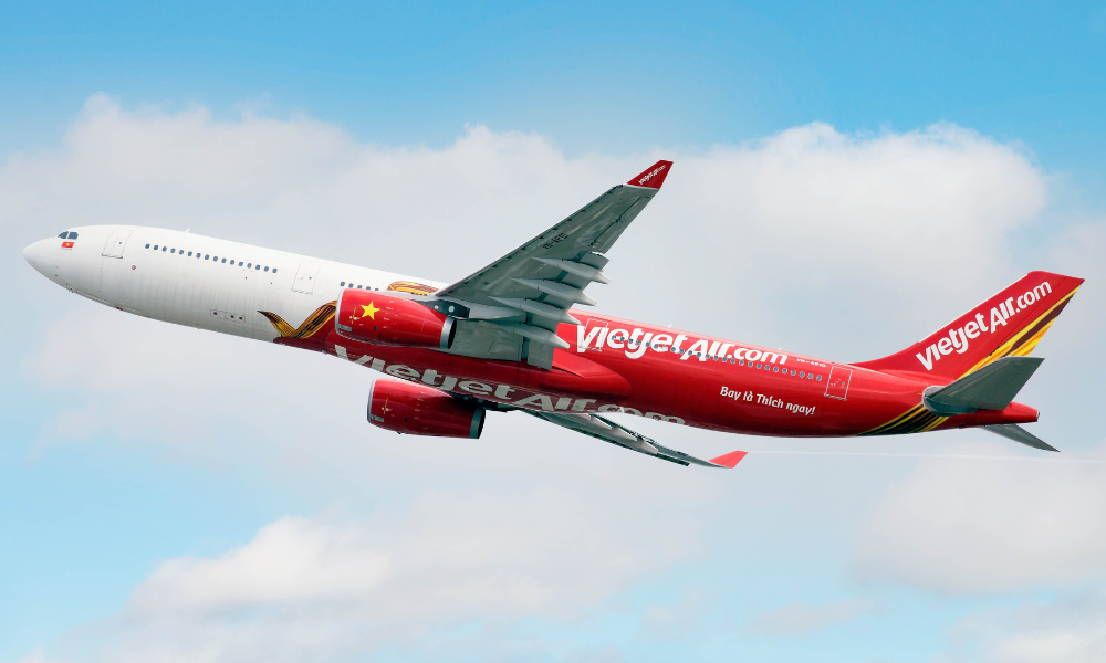 Vietjet won Asia’s Leading Airline - Customer Experience 2025 the third time