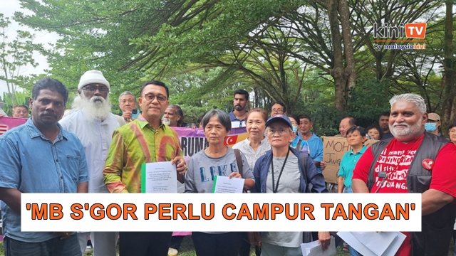 Roboh rumah: 100 penduduk Kg Papan demo depan pejabat MB Selangor