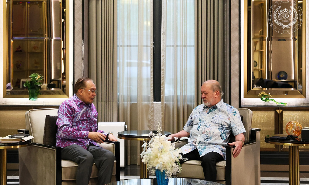 Agong terima menghadap PM, dipersembah hasil Sidang Kemuncak Asean 1 db9df15747345b6dccc7c0f899b0839e