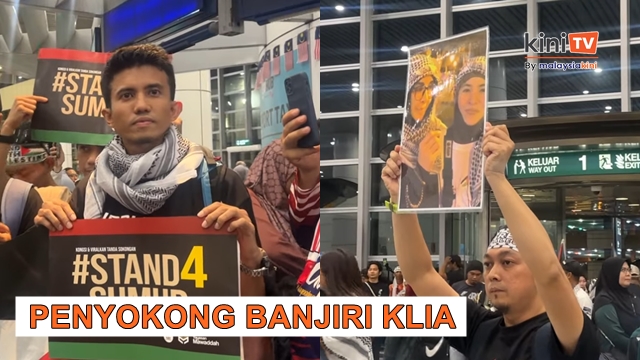 9pm: Suasana sekitar di KLIA, laungan 'bebaskan Palestin' bergema