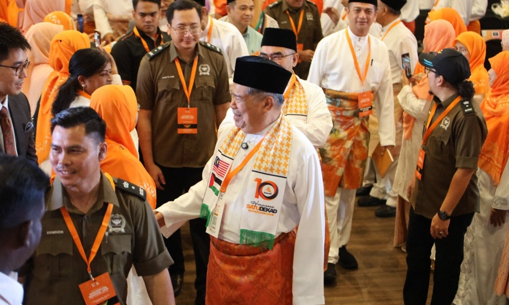'Apa guna slogan Membangun Bersama Islam tapi rakyat terhimpit'
