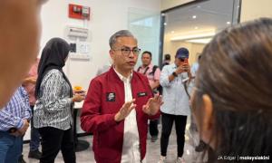 Fahmi: Cabinet moots dress code 'exemptions', chief secretary to review