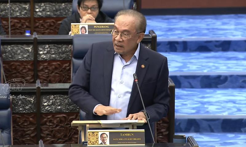 安华坦承政秘不当发支持信，“我严厉训斥他了”