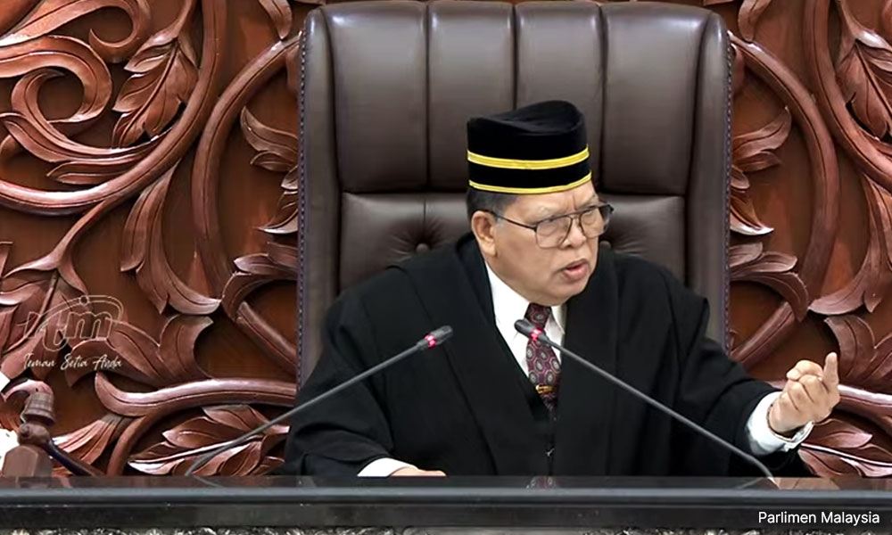 'You have no right,' speaker chides Taki over Minister's Question Time gripe