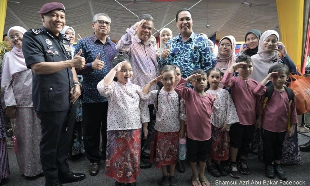 Tiada pertembungan kerusi PH-BN di Sabah, kata Saifuddin