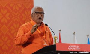 SNAPSHOT | Amanah leader pans 'insensitive' PN MB convoy; press group urges end to probe against Mkini