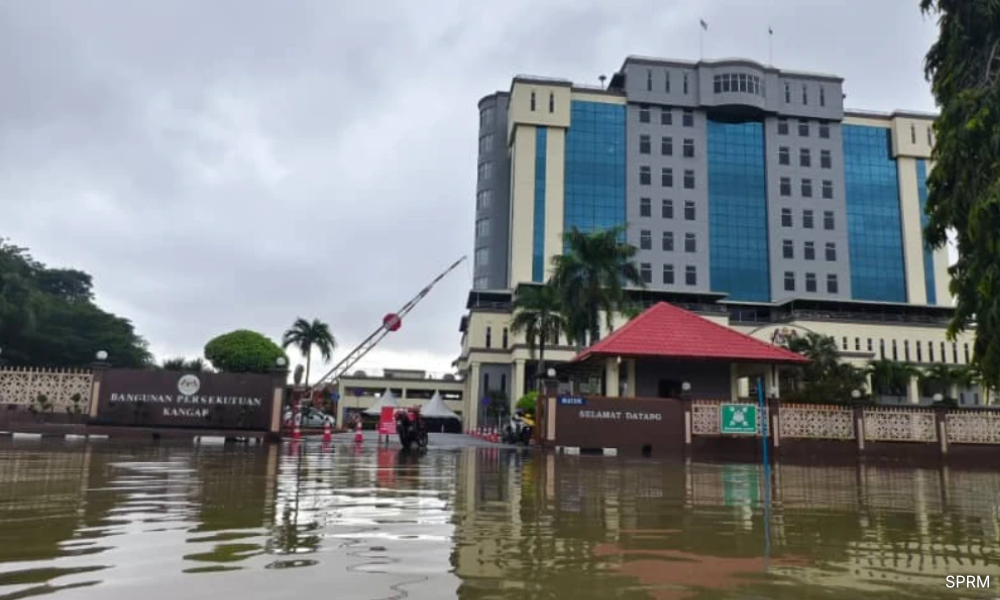 Flooding eases in four states, number of evacuees decreases