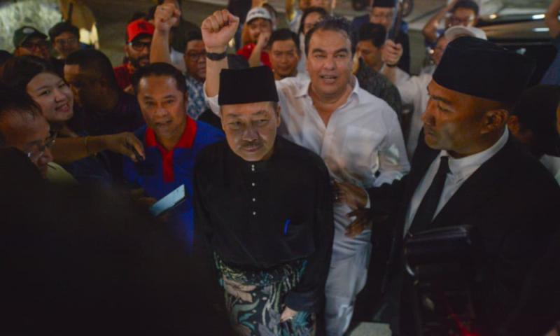 LANGSUNG | Hajiji angkat sumpah pagi ini