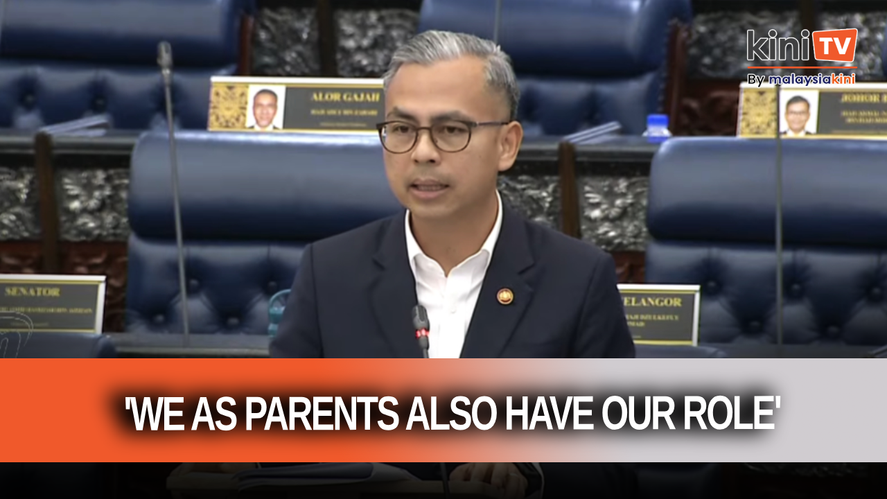 Gadgets are not a replacement for parents, says Fahmi