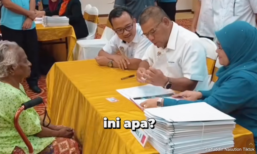 Fifa scandal: Did minister quiz players' BM like he did grandmas?