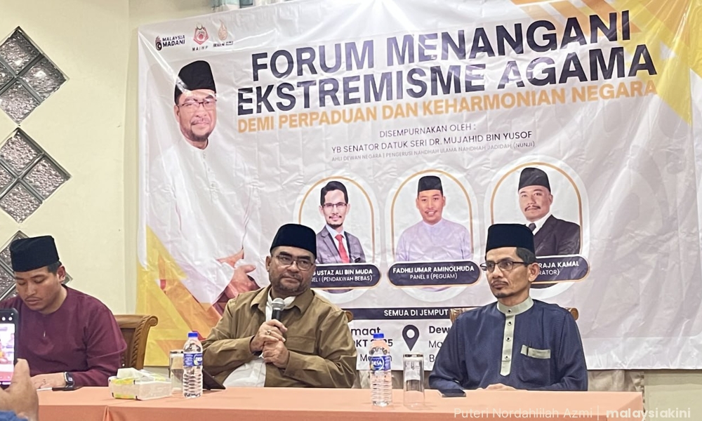 fd82661475f4aa2d1a48710895f927da