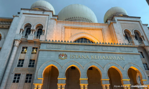 COMMENT | Caddy, ice cream boy, and silver spoon