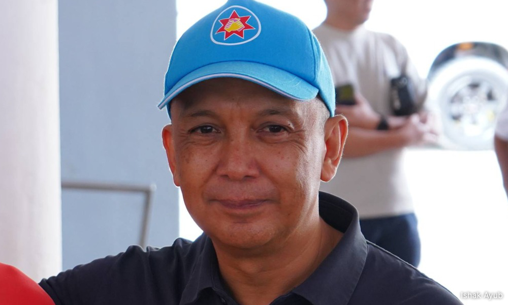 Dilantik anggota k'jaan Sabah: Ishak dakwa direstui Jeffrey