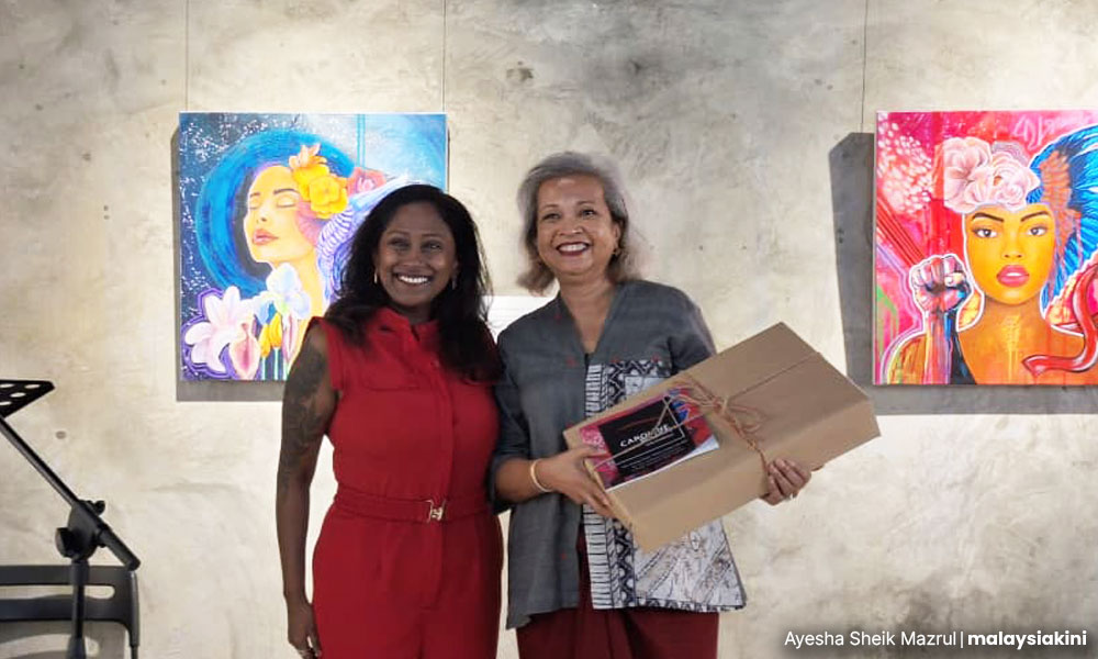 Artist's debut exhibition confronts stigma as woman living with HIV