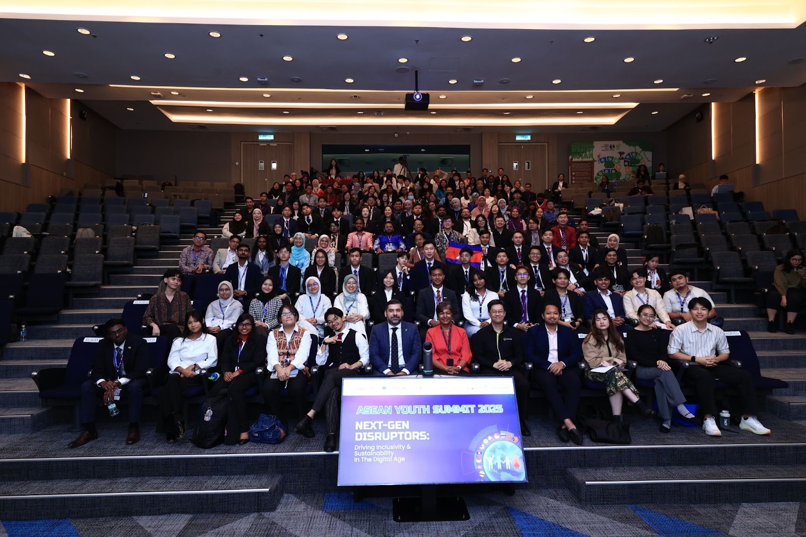 Next-Gen Disruptors Step Up at ASEAN Youth Summit 2025