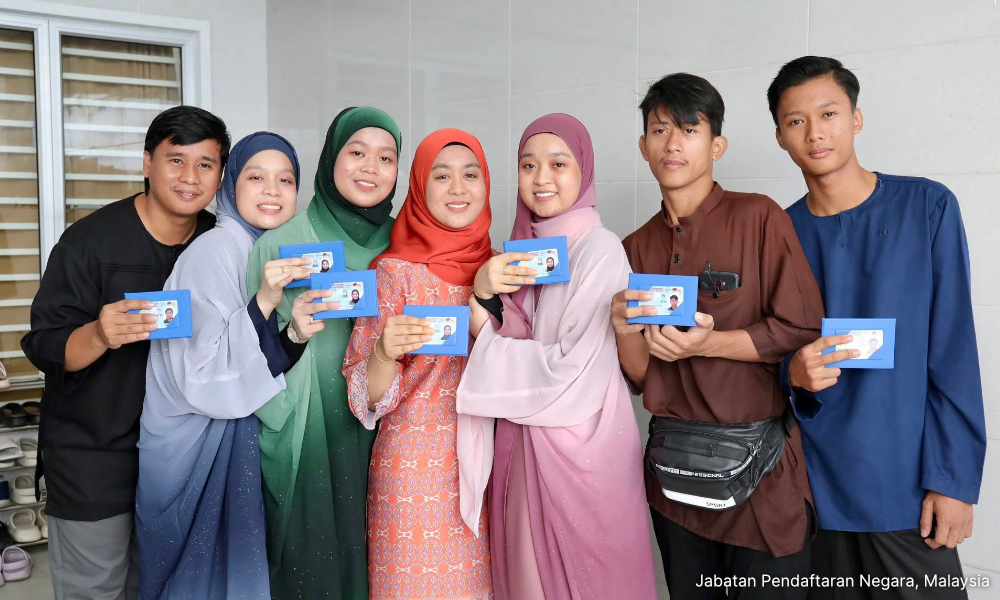 7 Rawang siblings get ICs, can now access education and jobs