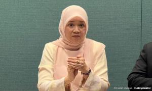 School 'takbir' ban claim: PAS lawmaker, Harakah apologise for defaming Fadhlina