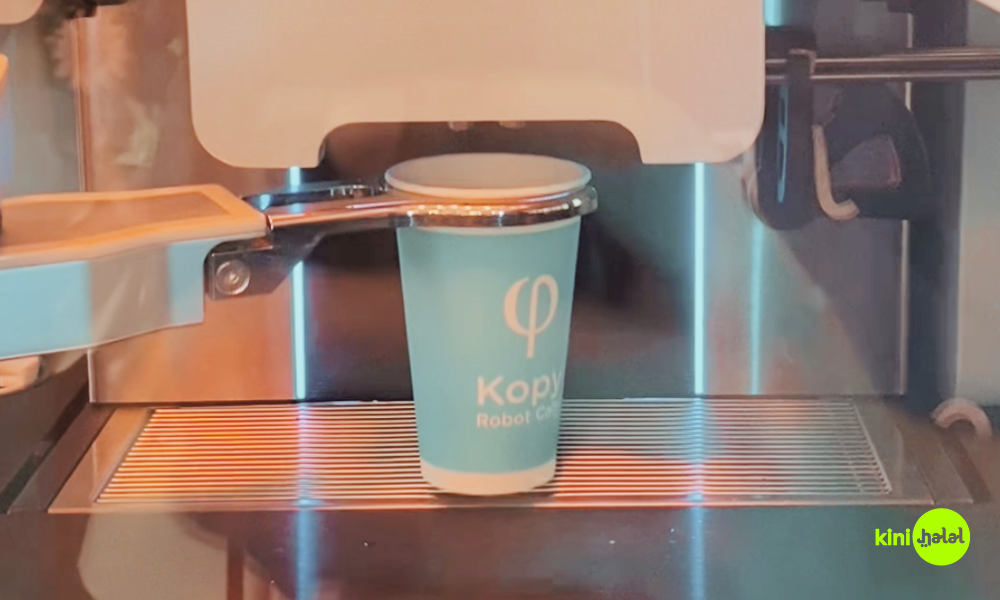 Kopy Robot Cafe: Malaysia's 1st AI robotic coffee kiosk