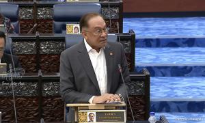 Anwar denies Putrajaya ceded land to Indonesia 