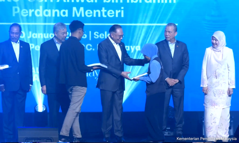 Darjah satu seawal 6 tahun mulai 2027