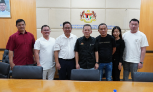 陈泓缣透露毁猪赔偿将发放，允助厘清武吉达卡详情