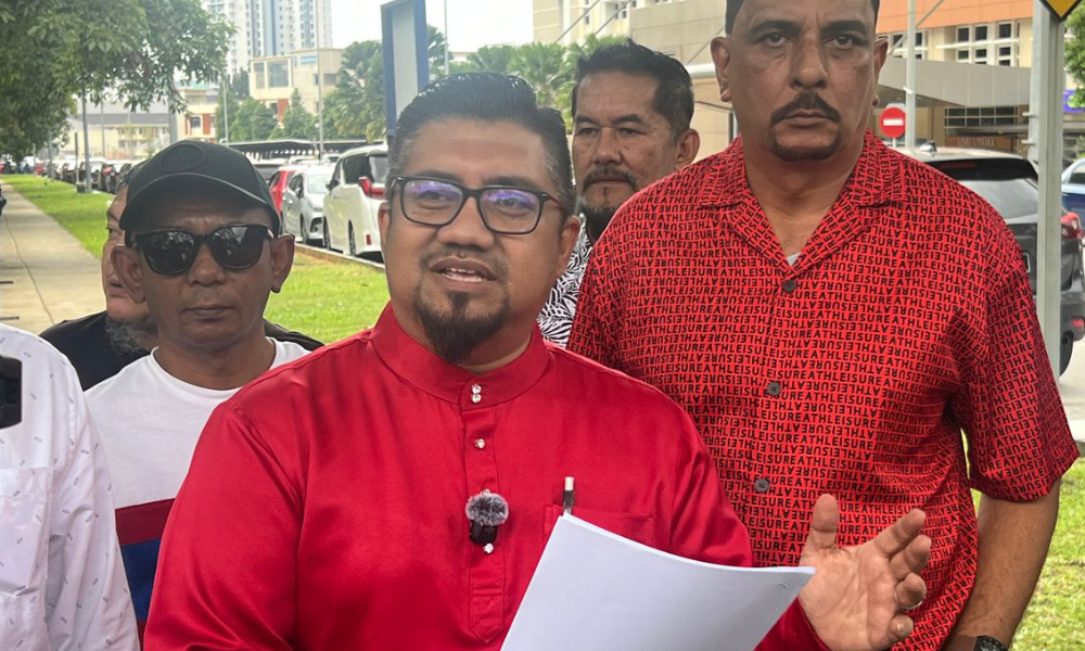 Chegubard claims Anwar, Khaled aware of alleged armed forces cartels