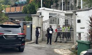 Jamal mahu jual selipar untuk langsai penghakiman tertunggak Kok