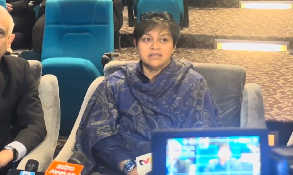 Remaja 16 tahun ditahan: Azalina ambil maklum kebimbangan pada Sosma