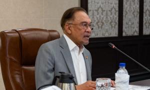 Stay or be reassigned, PM tells enforcement chiefs to decide 