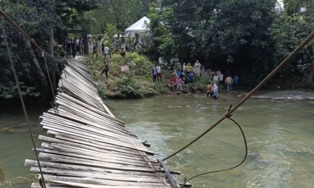 K'jaan akan bina jambatan besi ganti titi gantung di Lata Rek