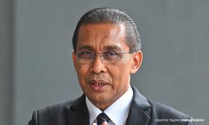 Critics continue to slam Takiyuddin for questioning IIUM's credibility