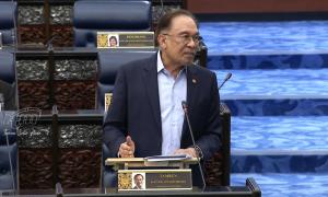 “何必急于一时？”，政府拟静观美关税变化再作决定