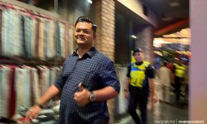 10 individu mahu saman kerajaan, polis kerana penahanan sebelum demo Garah