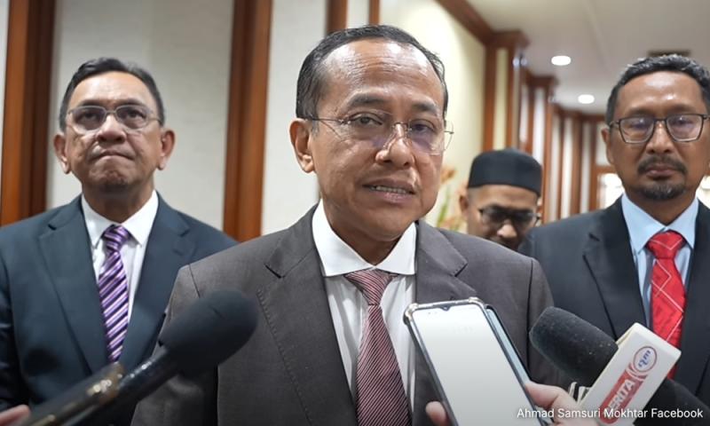 职位影响不到审讯，登大臣称哈纳菲亚无需辞官