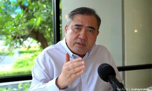 行动党周五向内阁建议，设皇委会查“企业黑帮”