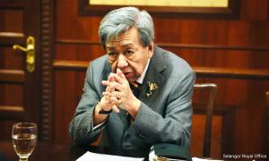 Selangor ruler shares pointed reflection on politicians, wealth and graft