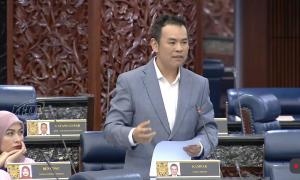 张哲敏斥扎希政秘偷换概念，混淆拨款争议比较基准