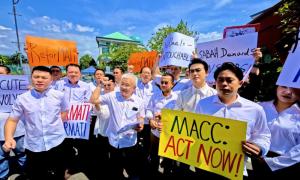 Warisan reps submit memo to MACC, cry foul over 'delayed' mining scandal probe