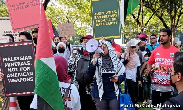 Aktivis pro-Palestin demo bantah pameran 'pedagang perang'