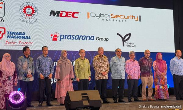 Zahid: Tindakan 14 Adun di NS berniat baik
