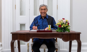 M'sian Bar files bid to compel AGC reinstate charges against Zahid