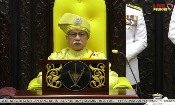 Business as usual for N Sembilan ruler, lectures netizens, those with rank about responsibilities Hariz Mohd, Qistina Nadia Dzulqarnain 4 h ago ⋅ 3