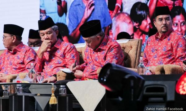 story-image